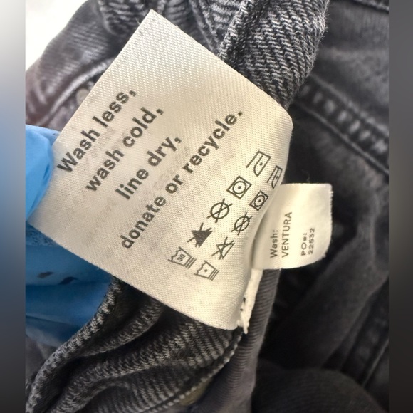 ⚫️Reformation cynthia button fly high rise straight Jean ⚫️ - Picture 14 of 15